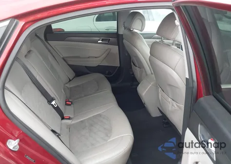 2015 Hyundai Sonata Sport z USA, uszkodzony, nr VIN 5NPE34AF0FH217700